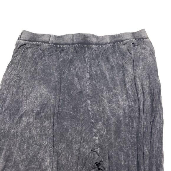 Torrid Crop Pull-On Wide Leg Super Soft High-Rise Stretchy Waist Culotte Pants - Picture 2 of 7